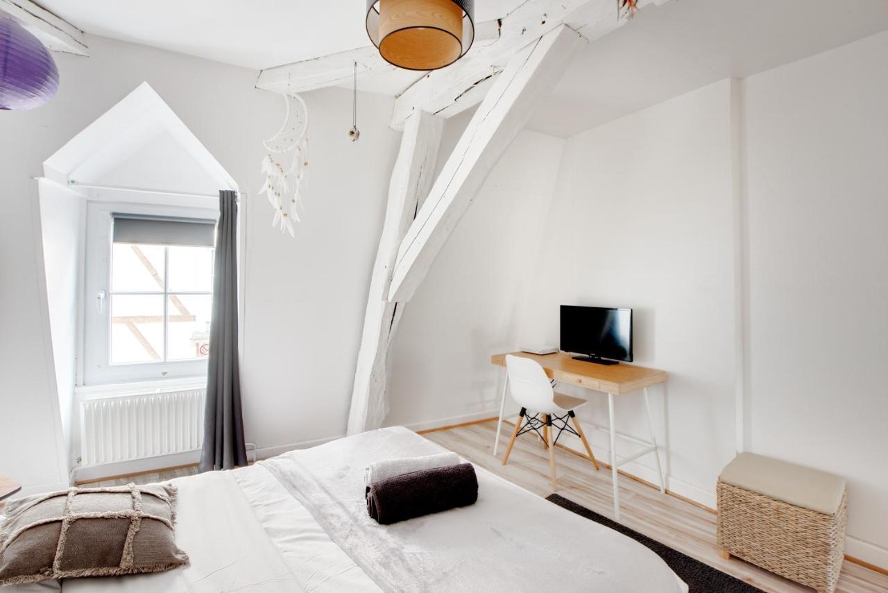 Le Grand Mirebeau - Parking Prive Apartment Бурж Екстериор снимка
